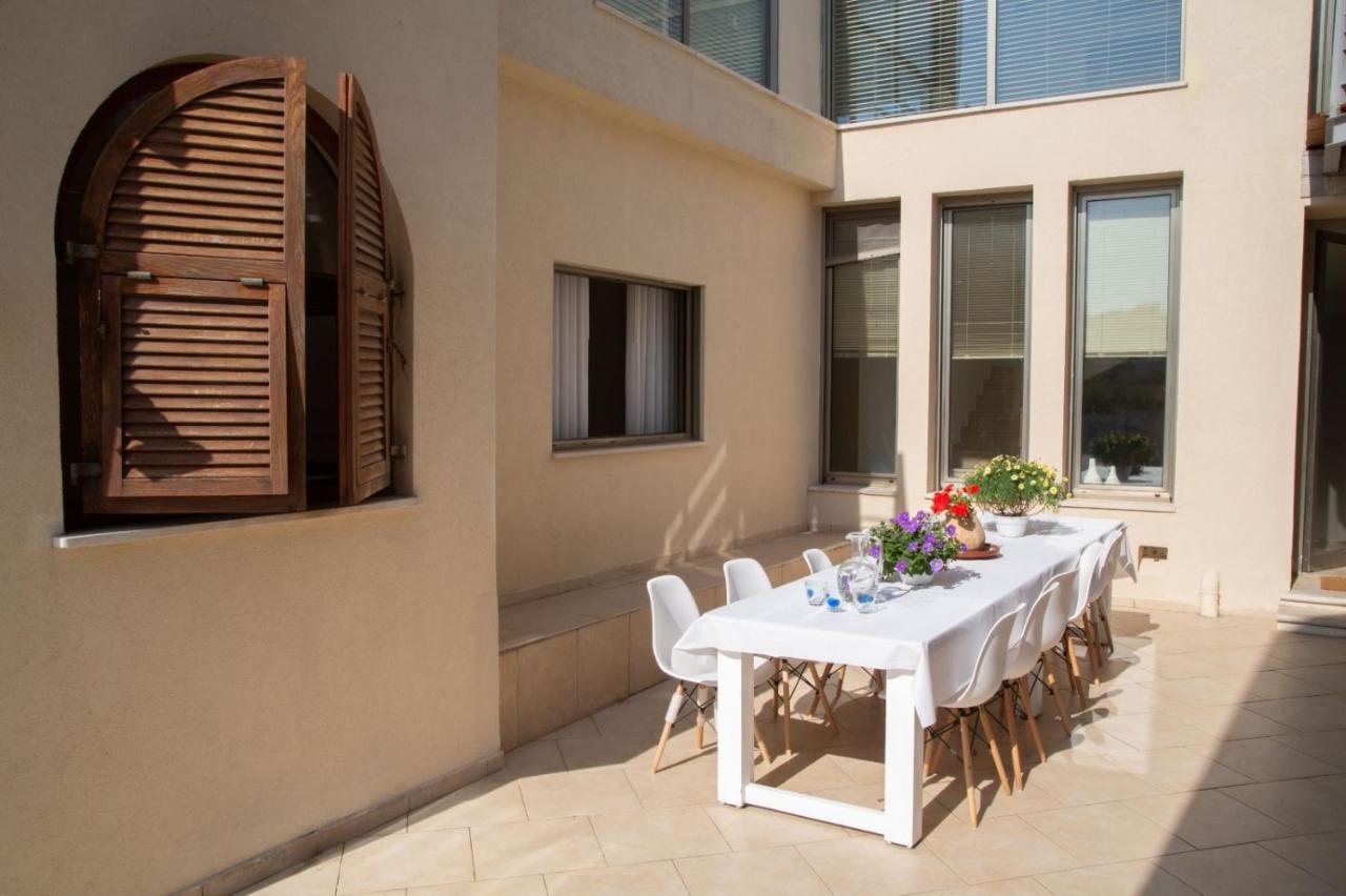 Villa Sky Garden 카에사레아 외부 사진
